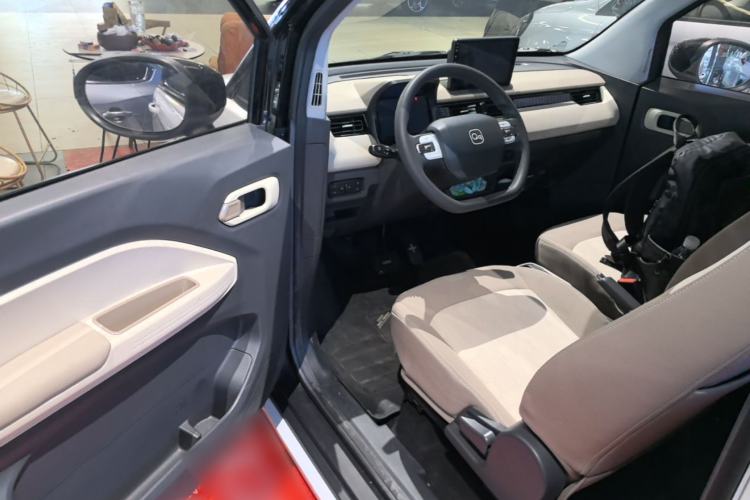 Used Chery QQ Ice Cream 2024 Edition Youth Version 205km Sundae Driver Seat