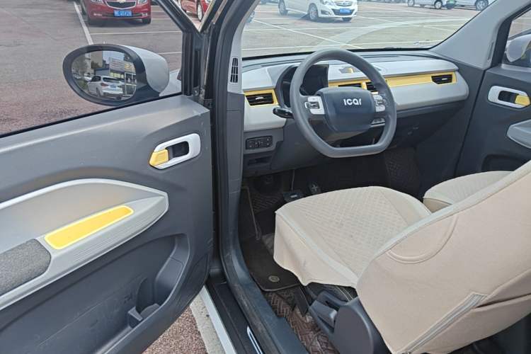 Used Chery QQ Ice Cream 2024 170km Milkshake Driver Seat