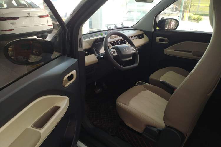 Used Chery QQ Ice Cream 2024 Edition Youth Version 205km Sundae Driver Seat