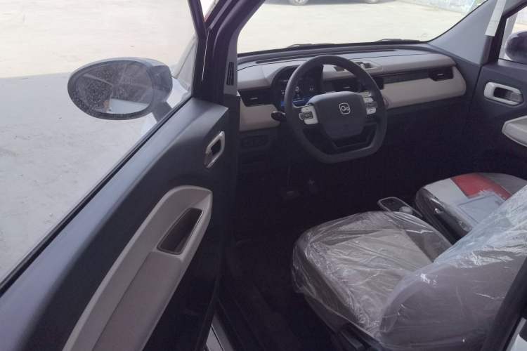 Used Chery QQ Ice Cream 2024 Edition Youth Version 205km Sundae Driver Seat