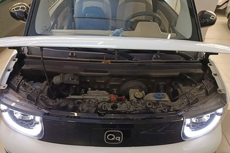 Used Chery QQ Ice Cream 2024 170km Sundae Engine Bay
