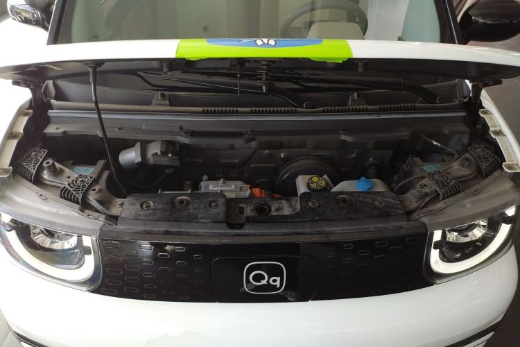 Used Chery QQ Ice Cream 2024 Edition Youth Version 205km Sundae Engine Bay