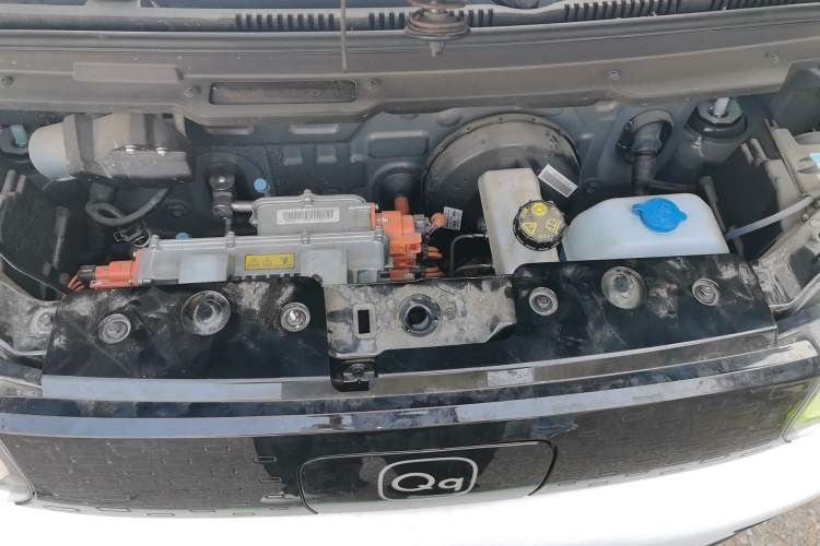 Used Chery QQ Ice Cream 2024 Edition Youth Version 205km Sundae Engine Bay
