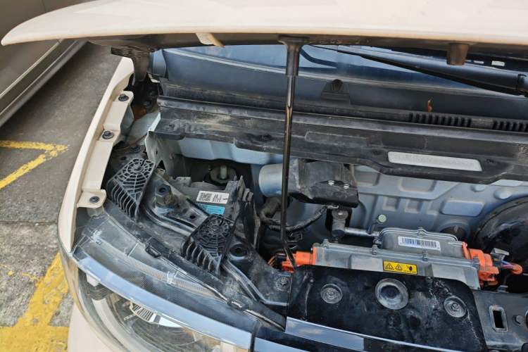 Used Chery QQ Ice Cream 2024 170km Sundae Engine Bay Right
