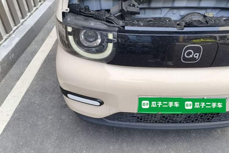 Used Chery QQ Ice Cream 2024 Edition Youth Version 205km Sundae Engine Bay Right