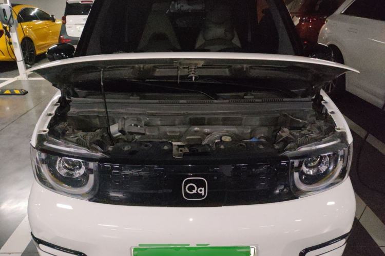 Used Chery QQ Ice Cream 2024 Edition Youth Version 205km Sundae Engine Bay