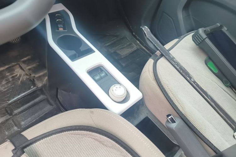 Used Chery QQ Ice Cream 2024 120km Milkshake Gear Lever