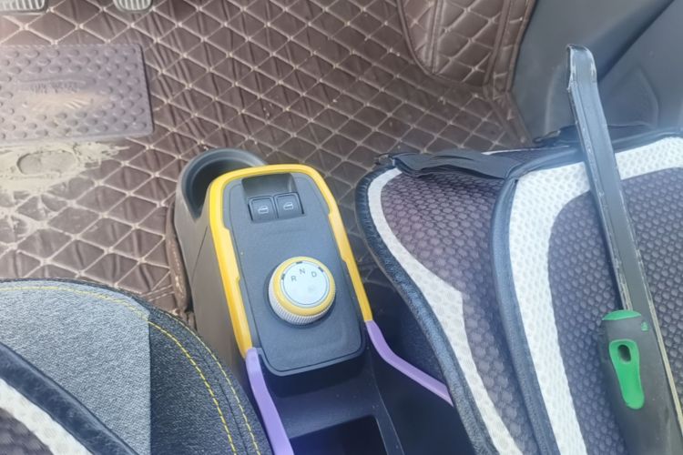 Used Chery QQ Ice Cream 2024 120km Milkshake Gear Lever