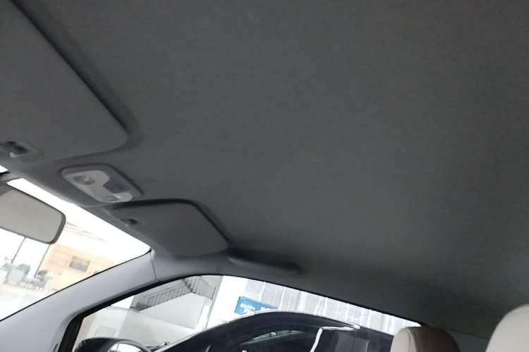 Used Chery QQ Ice Cream 2024 Edition Youth Version 205km Sundae Headliner