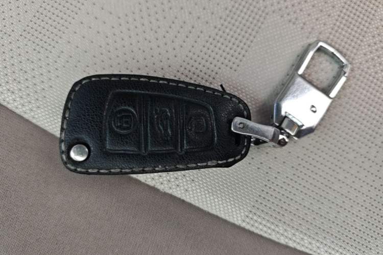 Used Chery QQ Ice Cream 2024 Edition Youth Version 205km Sundae Interior 1
