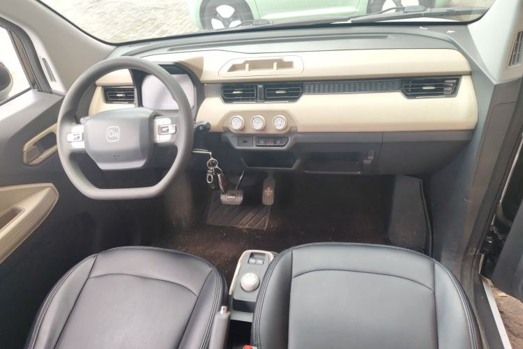 Used Chery QQ Ice Cream 2024 205km Sundae+ Interior 3