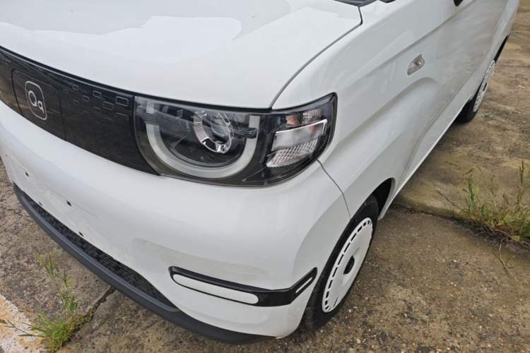 Used Chery QQ Ice Cream 2024 Edition Youth Version 205km Sundae Left Front Headlight