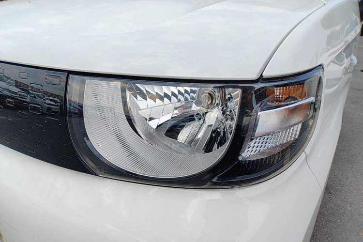 Used Chery QQ Ice Cream 2024 120km Milkshake Left Front Headlight