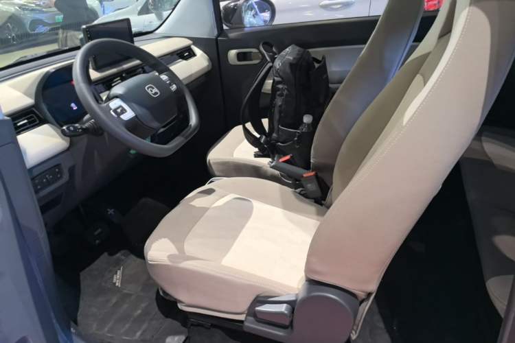 Used Chery QQ Ice Cream 2024 Edition Youth Version 205km Sundae Left Front Seat