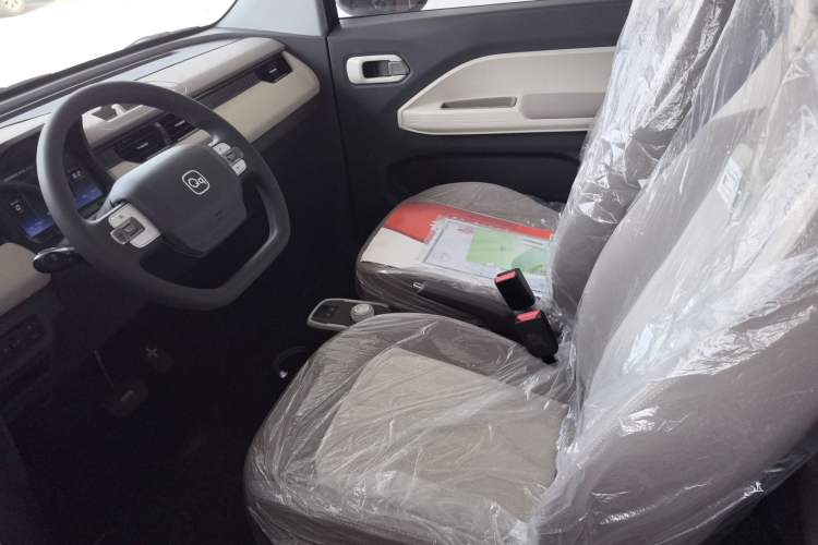 Used Chery QQ Ice Cream 2024 Edition Youth Version 205km Sundae Left Front Seat