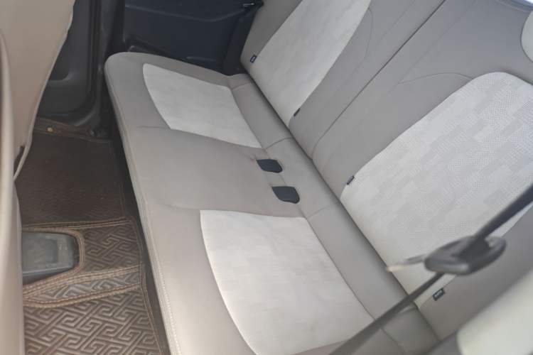 Used Chery QQ Ice Cream 2024 Edition Youth Version 205km Sundae Left Rear Seat