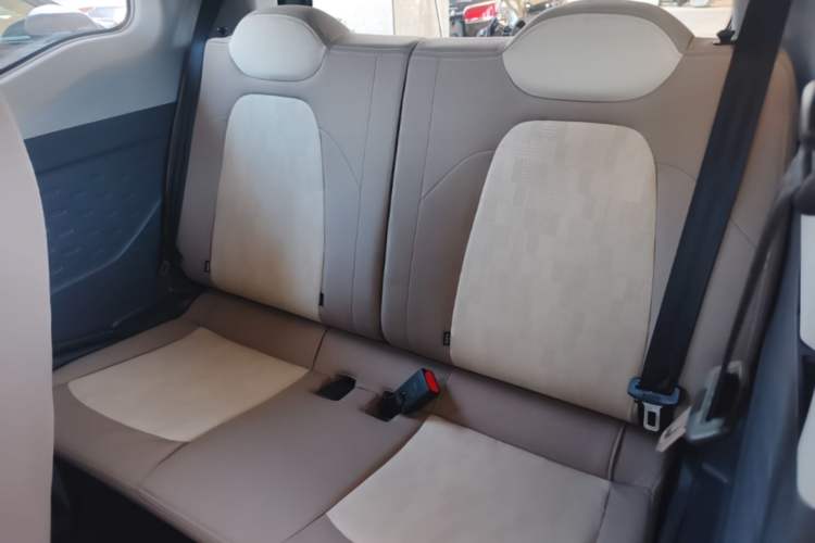 Used Chery QQ Ice Cream 2024 Edition Youth Version 205km Sundae Left Rear Seat