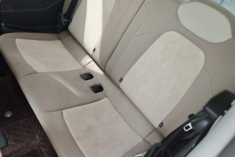 Used Chery QQ Ice Cream 2024 Edition Youth Version 205km Sundae Left Rear Seat