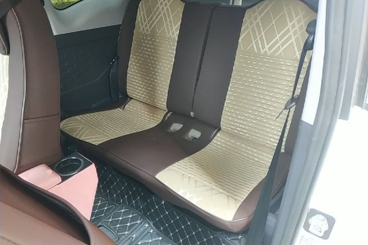 Used Chery QQ Ice Cream 2024 120km Milkshake Left Rear Seat