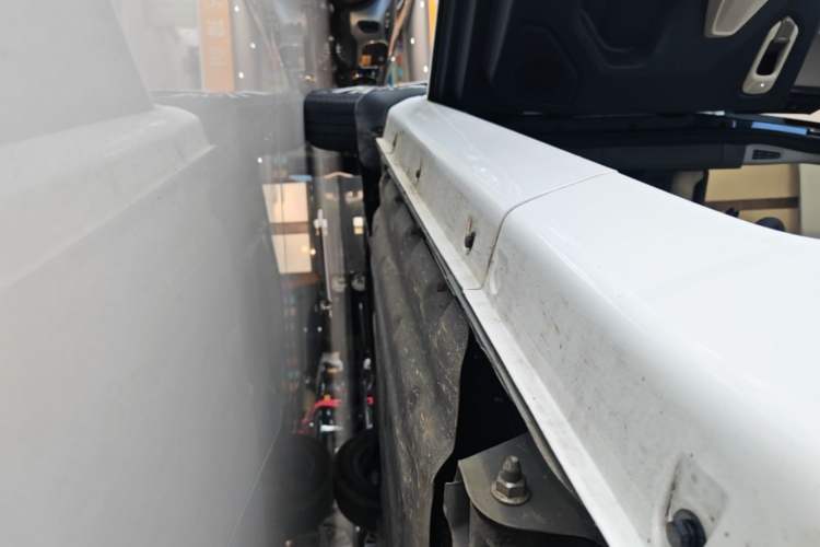 Used Chery QQ Ice Cream 2024 205km Sundae Left Side Sill