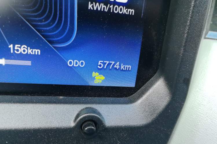Used Chery QQ Ice Cream 2024 Edition Youth Version 205km Sundae Odometer Close Up