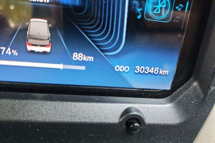 Used Chery QQ Ice Cream 2024 120km Cone Odometer Close Up