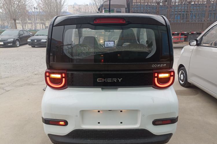 Used Chery QQ Ice Cream 2024 Edition Youth Version 205km Sundae Rear