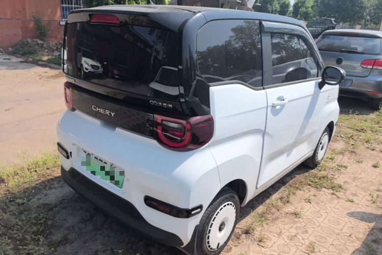 Used Chery QQ Ice Cream 2024 Youth Edition 205km Milkshake Rear Right 45 Deg