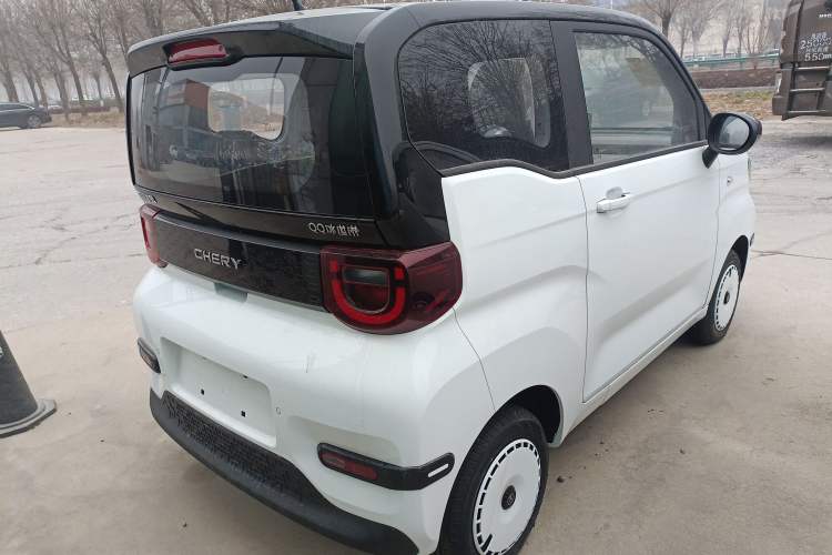 Used Chery QQ Ice Cream 2024 Edition Youth Version 205km Sundae Rear Right 45 Deg