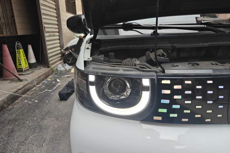 Used Chery QQ Ice Cream 2024 170km Sundae Right Front Headlight