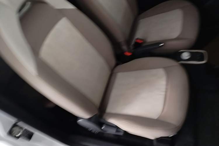 Used Chery QQ Ice Cream 2024 Edition Youth Version 205km Sundae Right Front Seat