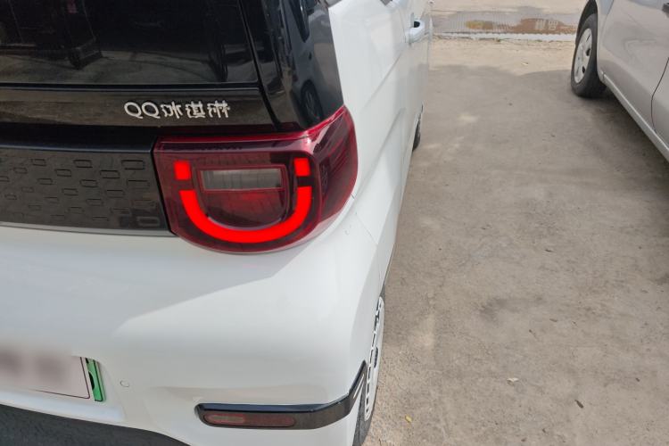 Used Chery QQ Ice Cream 2024 Edition Youth Version 205km Sundae Right Rear Taillight