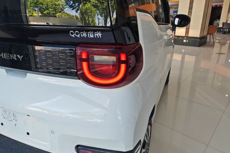 Used Chery QQ Ice Cream 2024 205km Sundae Right Rear Taillight