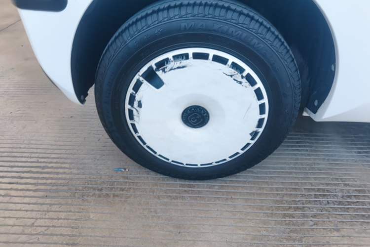 Used Chery QQ Ice Cream 2024 Edition Youth Version 205km Sundae Right Rear Wheel Hub