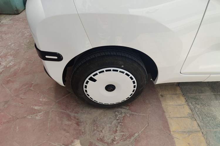 Used Chery QQ Ice Cream 2024 205km Sundae+ Right Rear Wheel Hub