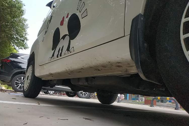 Used Chery QQ Ice Cream 2024 120km Milkshake Right Side Sill