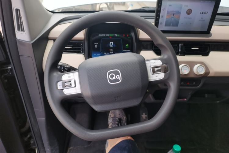 Used Chery QQ Ice Cream 2024 Edition Youth Version 205km Sundae Steering Wheel
