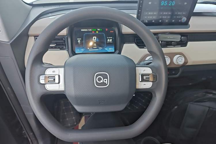 Used Chery QQ Ice Cream 2024 Edition Youth Version 205km Sundae Steering Wheel