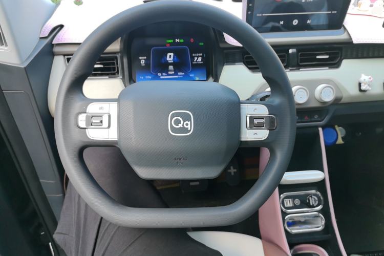 Used Chery QQ Ice Cream 2024 Edition Youth Version 205km Sundae Steering Wheel