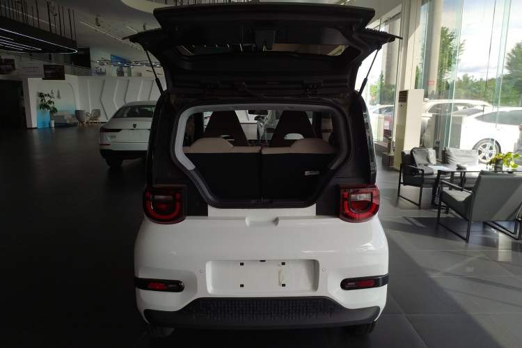 Used Chery QQ Ice Cream 2024 Edition Youth Version 205km Sundae Trunk