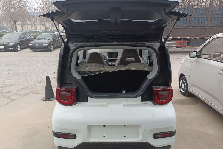 Used Chery QQ Ice Cream 2024 Edition Youth Version 205km Sundae Trunk
