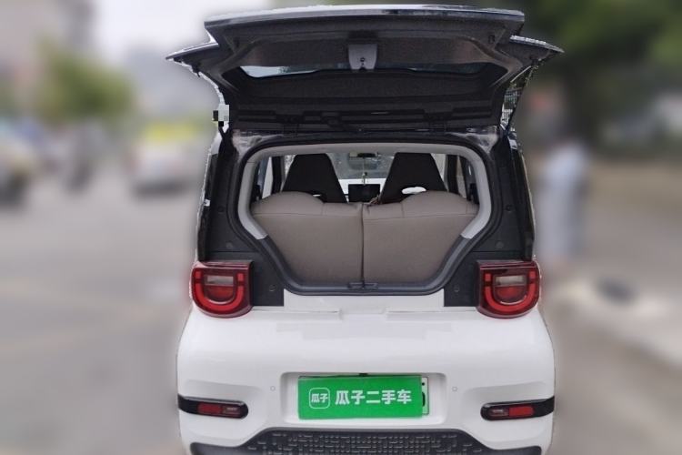 Used Chery QQ Ice Cream 2024 Youth Edition 205km Milkshake Trunk