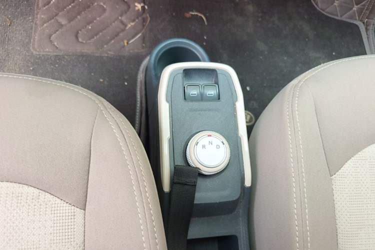 Used Chery QQ Ice Cream 2024 170km Sundae Gear Lever