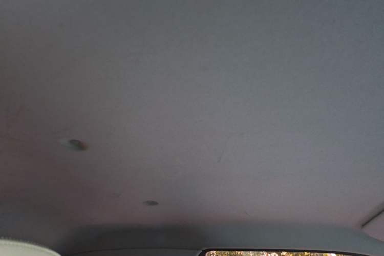 Used Chery QQ Ice Cream 2024 Edition Youth Version 205km Sundae Headliner