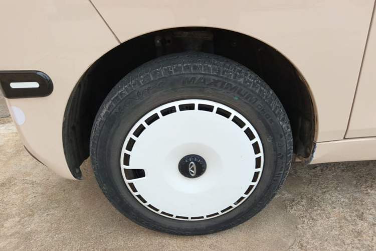 Used Chery QQ Ice Cream 2024 170km Sundae Left Front Wheel Hub