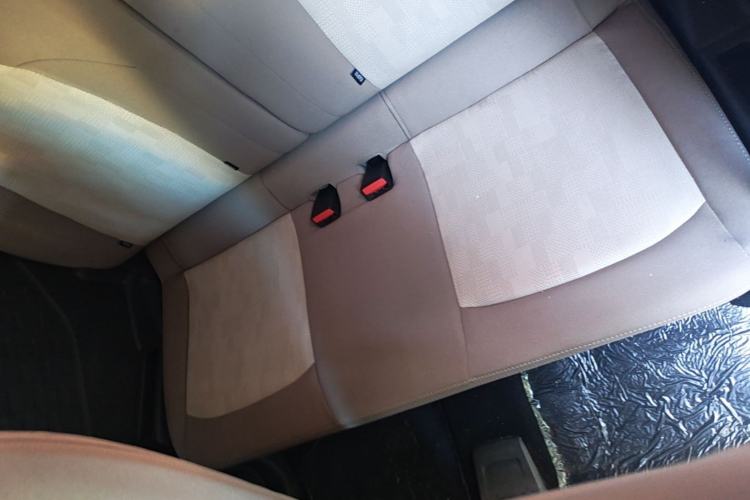 Used Chery QQ Ice Cream 2024 Edition Youth Version 205km Sundae Left Rear Seat