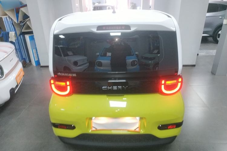 Used Chery QQ Ice Cream 2024 Edition Youth Version 205km Sundae Rear