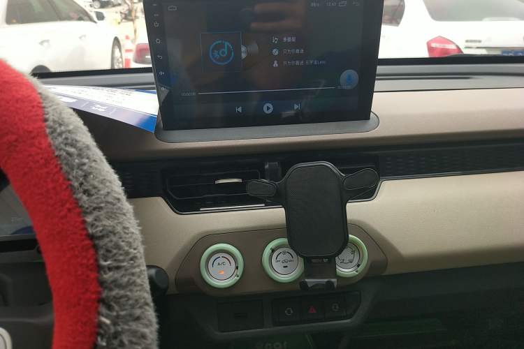 Used Chery QQ Ice Cream 2025 205km Qi Energy Version Audio And AC Panel
