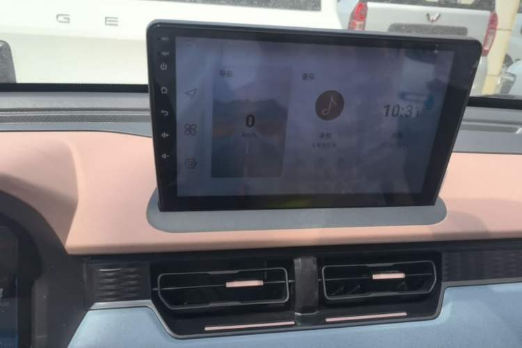 Used Chery QQ Ice Cream 2025 205km Qi Energy Version Audio And AC Panel
