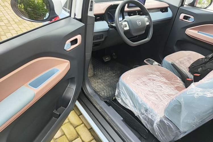 Used Chery QQ Ice Cream 2025 205km Qi Energy Version Driver Seat